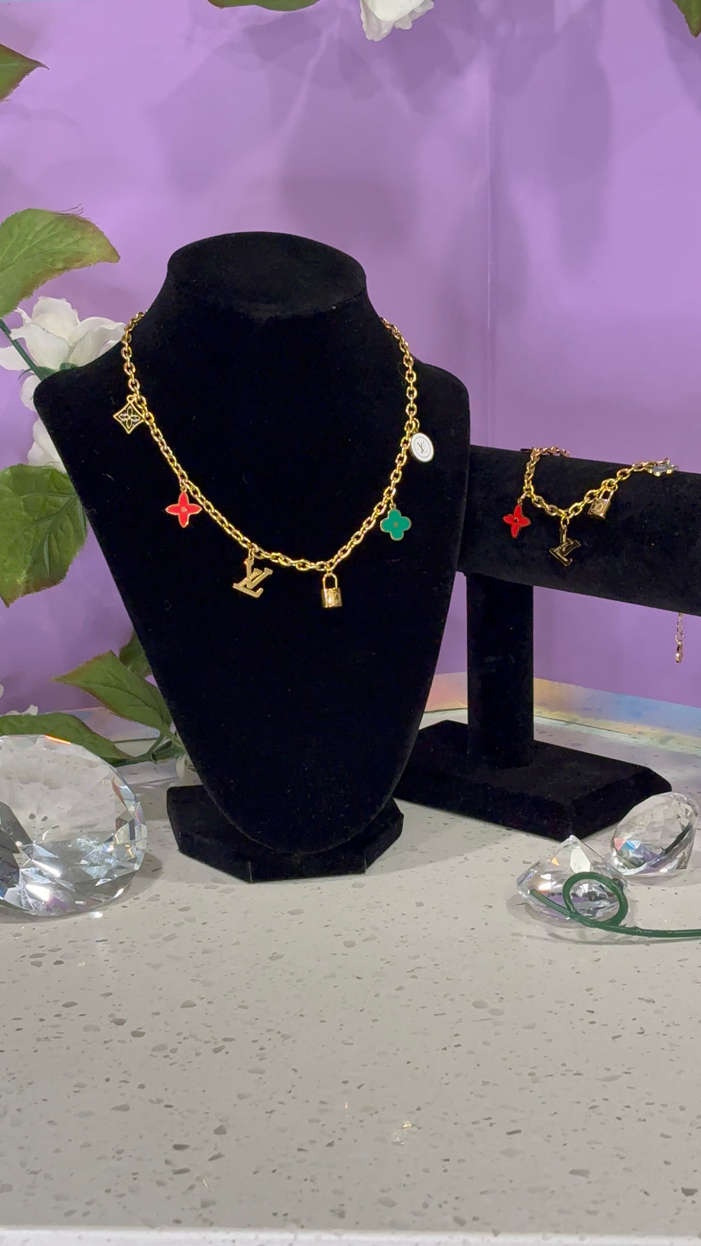 Lv Necklace & Bracelet set